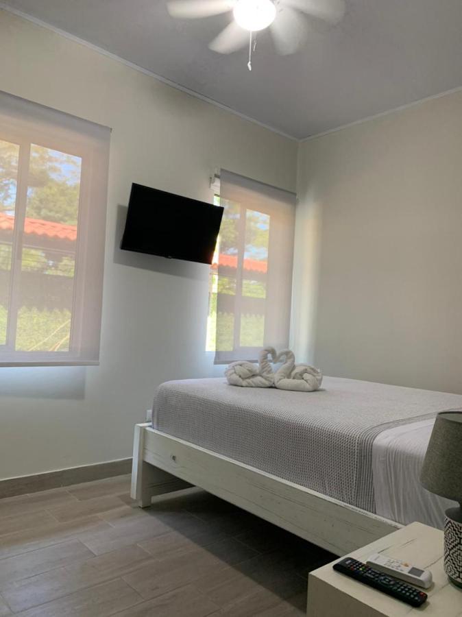 Apartamentos Ganesha Jaco Bagian luar foto