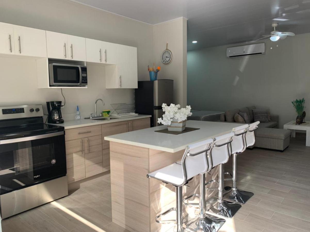 Apartamentos Ganesha Jaco Bagian luar foto