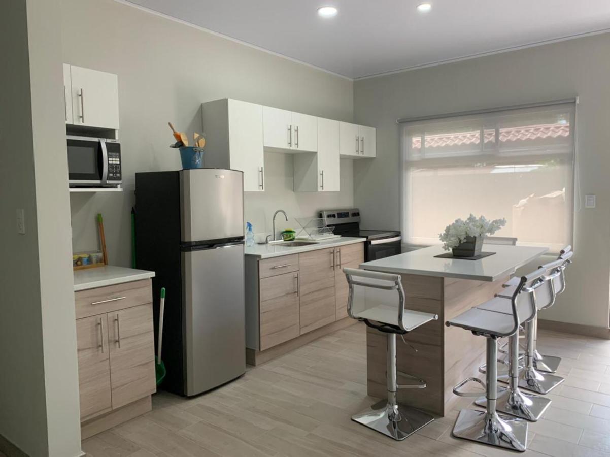 Apartamentos Ganesha Jaco Bagian luar foto